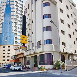 Oyo 118 Revira Hotel